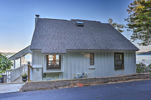 Photo 22 - Updated Lakefront Cottage w/ Dock & Mooring