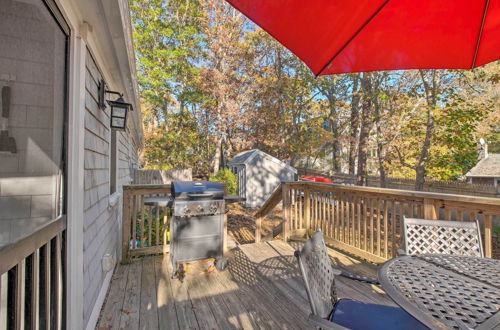 Photo 17 - Cape Cottage: Central A/C & Kayaks by Follins Pond