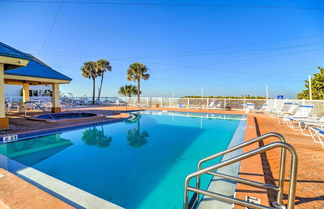 Foto 1 - Redington Shores Retreat w/ Pool & Beach Access