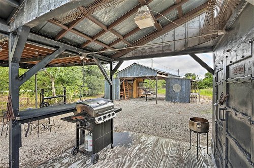 Foto 8 - Authentic Clewiston Home w/ Outdoor Game Room