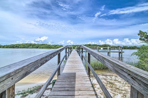 Photo 19 - Beachfront Cedar Key Retreat w/ Pool Access