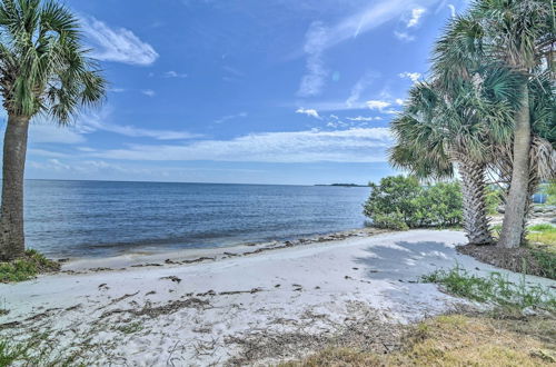 Photo 25 - Beachfront Cedar Key Retreat w/ Pool Access