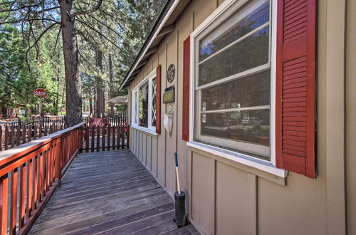 Photo 18 - Pet-friendly Cabin - 5 Minutes to Big Bear Lake