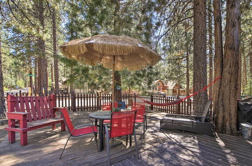 Photo 8 - Pet-friendly Cabin - 5 Minutes to Big Bear Lake