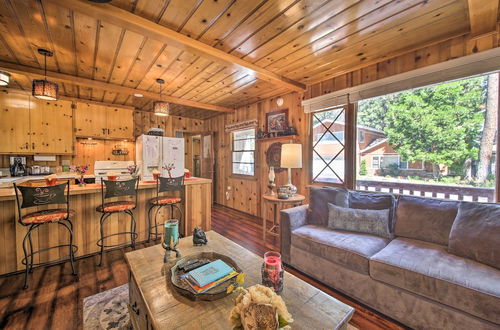 Photo 15 - Pet-friendly Cabin - 5 Minutes to Big Bear Lake