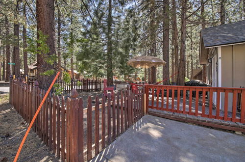 Photo 14 - Pet-friendly Cabin - 5 Minutes to Big Bear Lake