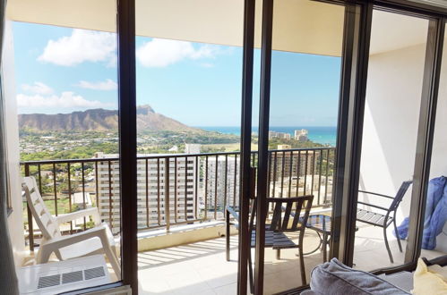 Foto 31 - Sleek & Modern 32nd Floor Condo at the Waikiki Banyan - Free parking! by Koko Resort Vacation Rentals