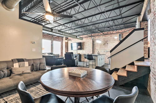 Photo 15 - Sleek, Modern Loft in Downtown Springfield