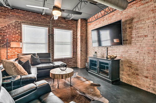 Photo 13 - Sleek, Modern Loft in Downtown Springfield