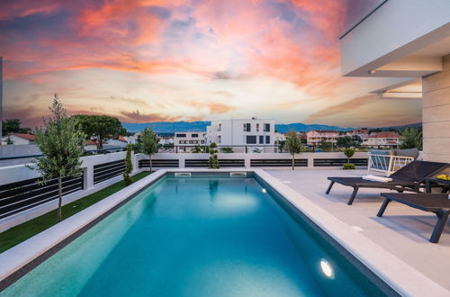 Photo 9 - Apartment Sun Private Pool and Jacuzzi