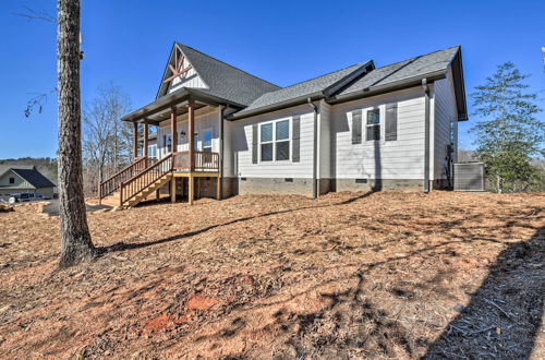 Photo 13 - Lake Keowee Getaway: Boat Dock, Deck, Grill