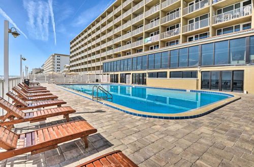 Photo 2 - Oceanfront, 4th-floor Condo on Daytona Beach