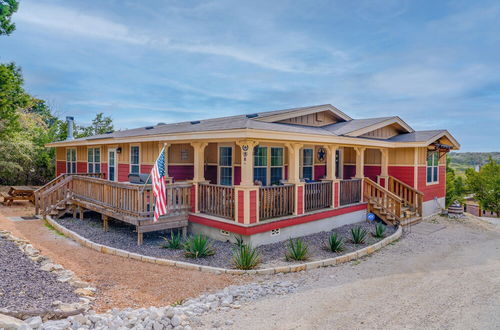 Foto 1 - Canyon Lake Retreat w/ Hot Tub, Fire Pit & Grill