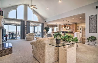 Foto 1 - Spacious Baneberry Home w/ Lake Douglas Views