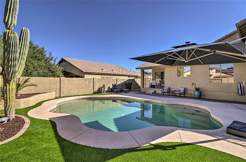 Foto 6 - Goodyear Retreat With Complimentary Heated Pool