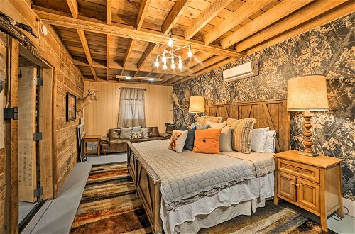 Photo 7 - Modern-rustic Dukedom Cabin: 780 Acres w/ Trails
