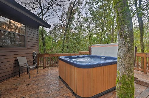 Photo 12 - Hochatown Hideaway: Hot Tub, Grill & Fire Pit