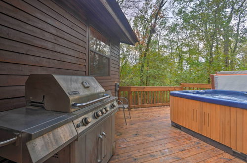 Foto 21 - Hochatown Hideaway: Hot Tub, Grill & Fire Pit