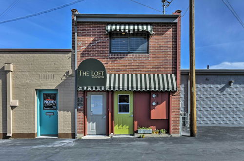 Foto 10 - Walkable Downtown Logan Apartment w/ Rooftop Deck