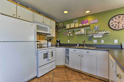 Photo 6 - Walkable Downtown Logan Apartment w/ Rooftop Deck