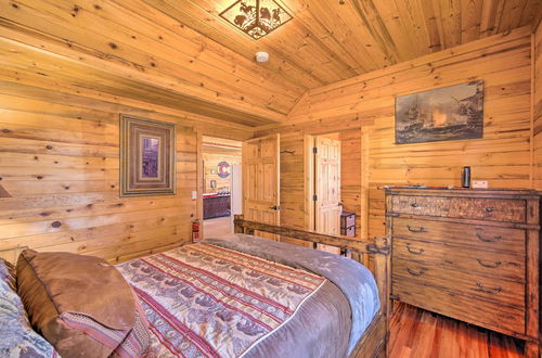 Photo 15 - Cozy Cripple Creek Cabin w/ Mountain Views