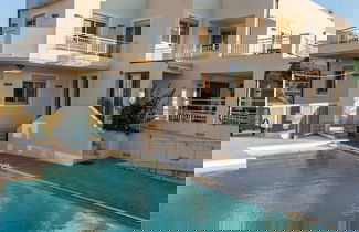 Photo 1 - Almiriki Chios Rooms & Apartments
