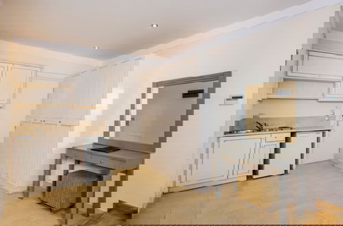 Photo 3 - Almiriki Chios Rooms & Apartments
