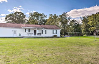 Photo 3 - Charming Lewisburg Home w/ Hot Tub & Games