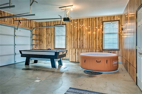 Photo 23 - Charming Lewisburg Home w/ Hot Tub & Games