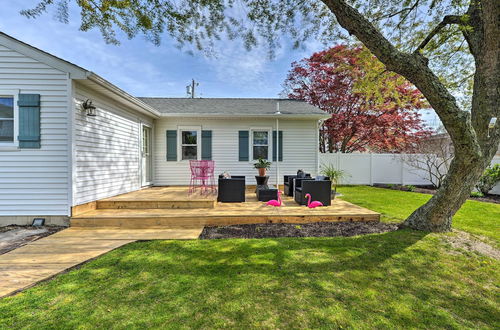 Photo 10 - Cozy Villas Beach Cottage: Blocks to Bayshore