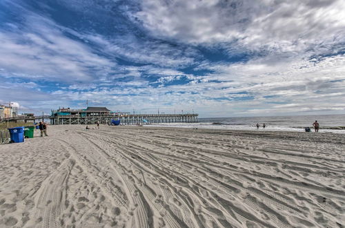 Foto 12 - Beachy Condo w/ Pool Access + Steps to Boardwalk