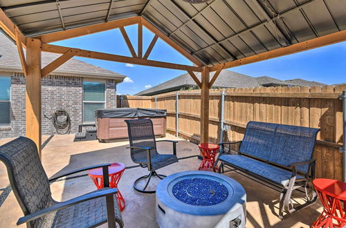 Photo 30 - Modern Amarillo House w/ Fire Pit + Hot Tub