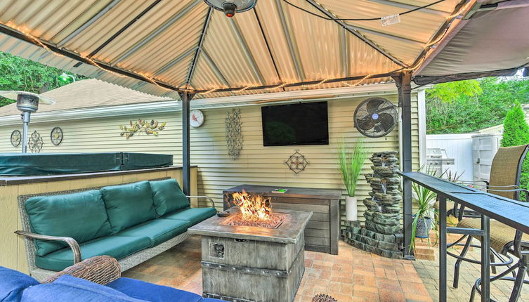 Photo 1 - Pet-friendly Taylor Home w/ Backyard Oasis