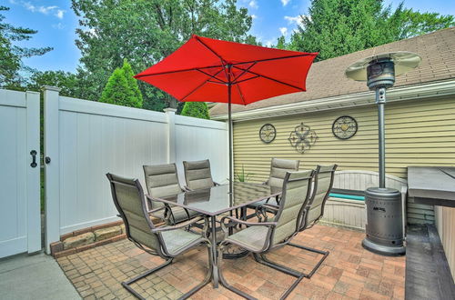 Photo 3 - Pet-friendly Taylor Home w/ Backyard Oasis