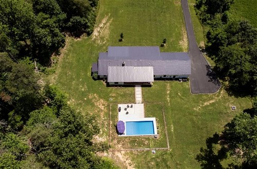 Foto 28 - Charlottesville Farmhouse Dream Oasis w Pool