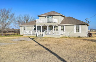 Photo 1 - Peaceful Atascosa Home w/ Balcony & Deck