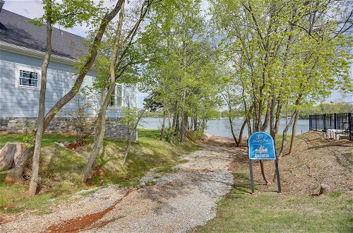 Photo 25 - Modern Luxury Retreat: Walk to Tims Ford Lake