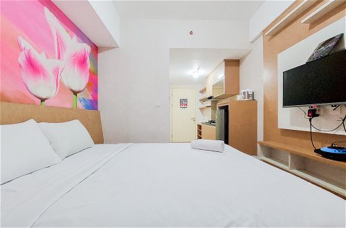 Foto 3 - Best Cozy Stay Studio Apartment At 10Th Floor M-Town Residence