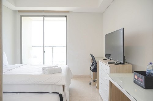 Photo 15 - Best Comfy Studio At Gold Coast Apartment