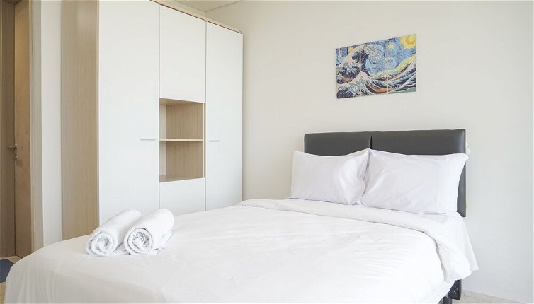 Foto 1 - Best Comfy Studio At Gold Coast Apartment