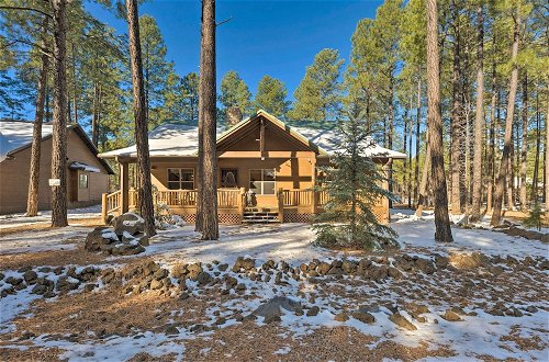 Photo 3 - Spacious Pinetop Country Club Cabin w/ Deck