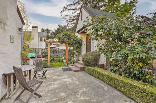 Photo 2 - Updated Menlo Park English Tudor Garden Cottage