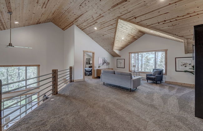 Missing Link Chalet at Terry Peak - Photo 22