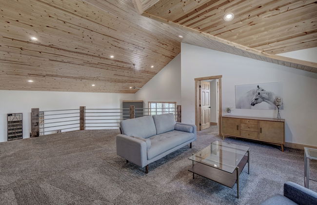 Missing Link Chalet at Terry Peak - Photo 21