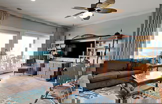 Photo 2 - Beachy Dreams