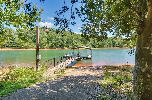 Photo 31 - Spacious Lake Hartwell Home w/ Private Boat Dock