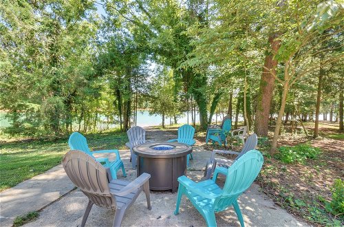 Photo 32 - Spacious Lake Hartwell Home w/ Private Boat Dock