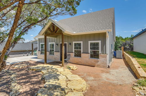 Photo 35 - Granbury Home w/ Hot Tub & Furnished Patio