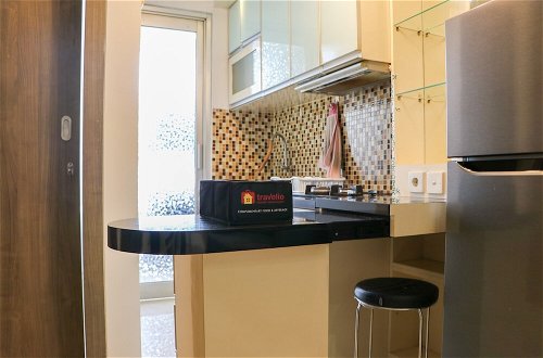 Photo 12 - Warm And Minimalist 2Br Green Bay Pluit Apartment