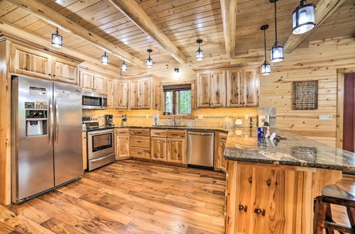 Photo 6 - Luxe Island Park Cabin w/ National Forest Views